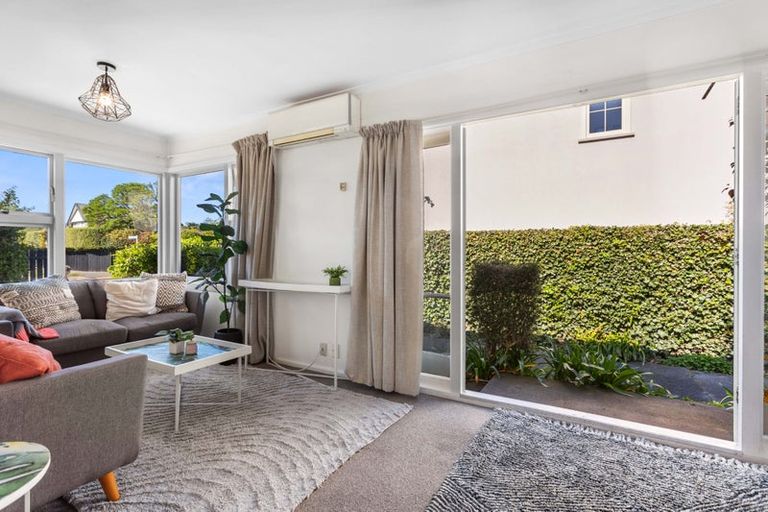 Photo of property in 1/57 Saint Albans Street, St Albans, Christchurch, 8014