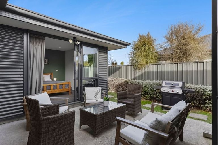 Photo of property in 5 Marbleleaf Lane, Albert Town, Wanaka, 9305