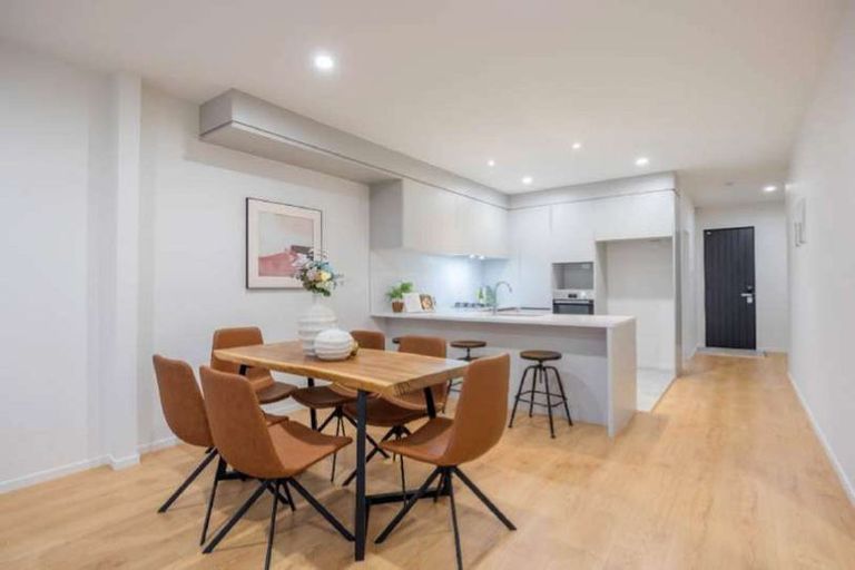 Photo of property in 65 Minhas Road, Papakura, 2110