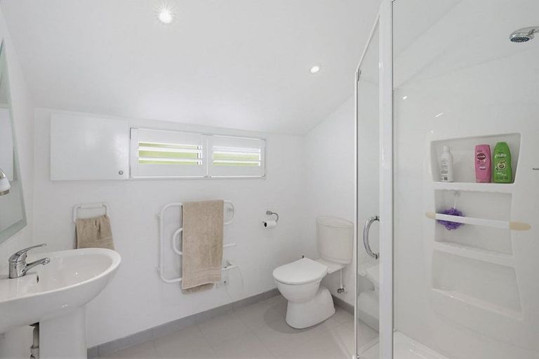 Photo of property in 8 River Glade, Waikanae, 5036