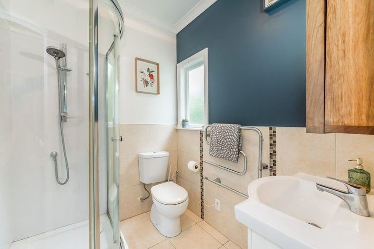 Photo of property in 147a Raumati Road, Raumati Beach, Paraparaumu, 5032