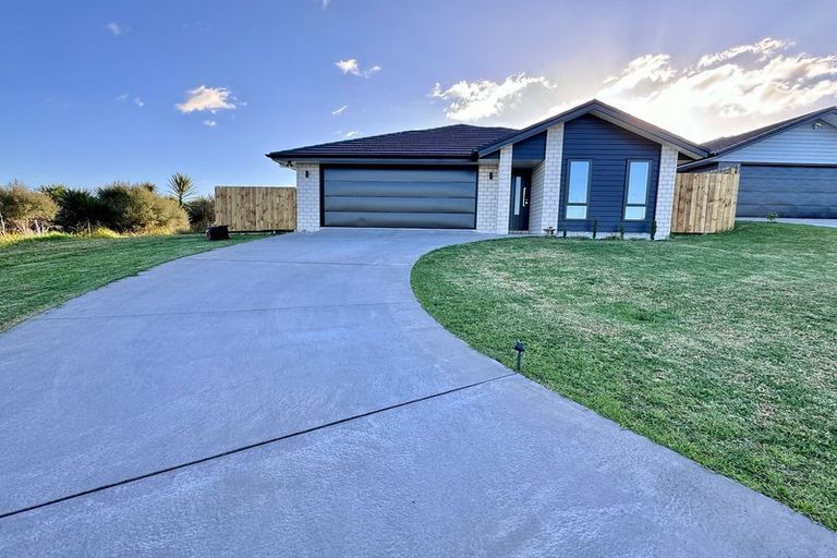 Photo of property in 7 Maui Place, Te Kamo, Whangarei, 0112