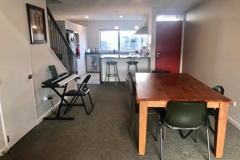 Photo of property in 3 Longueval Lane, Broomfield, Christchurch, 8042