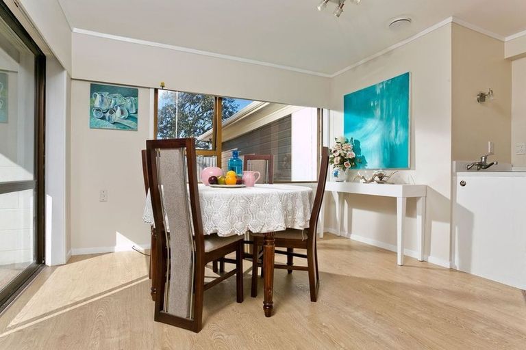 Photo of property in 223 Glamorgan Drive, Torbay, Auckland, 0630