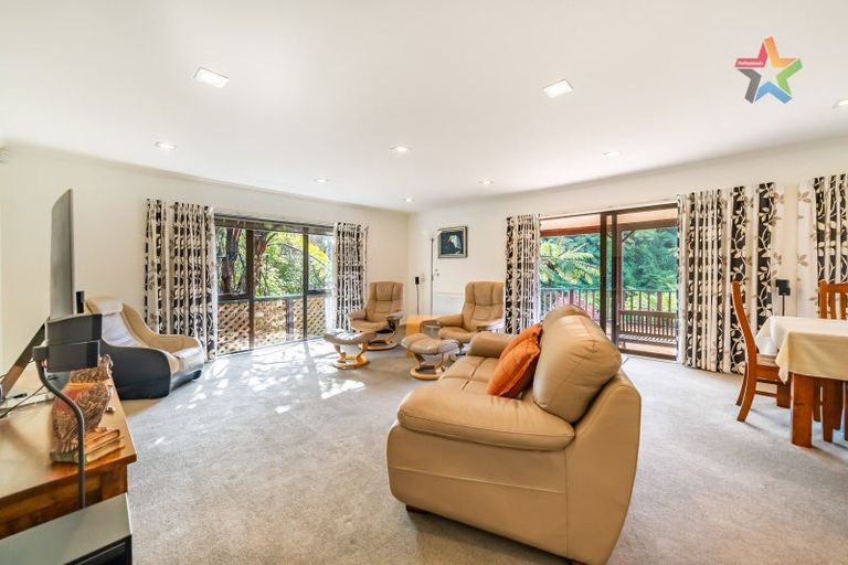 Photo of property in 138 Tirohanga Road, Tirohanga, Lower Hutt, 5010