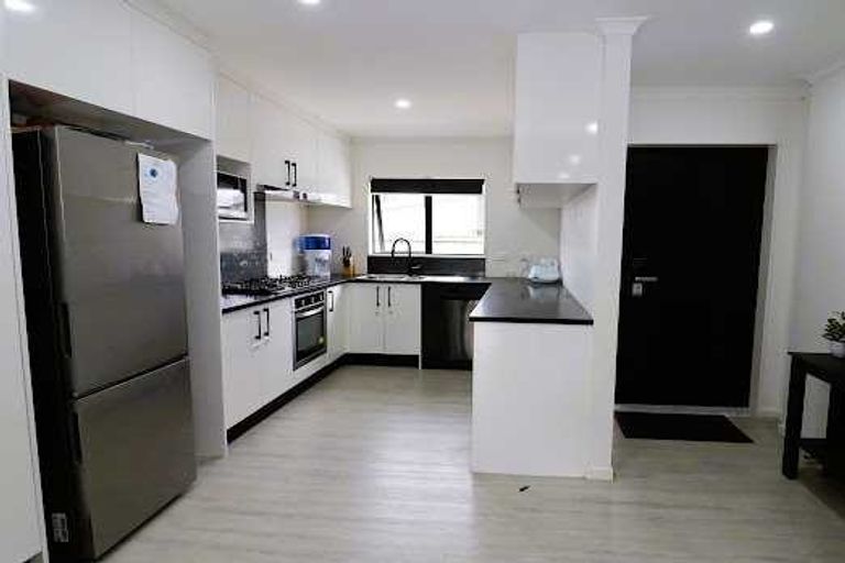 Photo of property in 4c Old Wairoa Road, Papakura, 2110