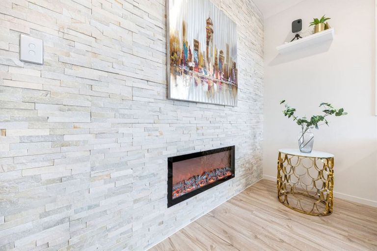 Photo of property in 24 Matahae Drive, Flat Bush, Auckland, 2019