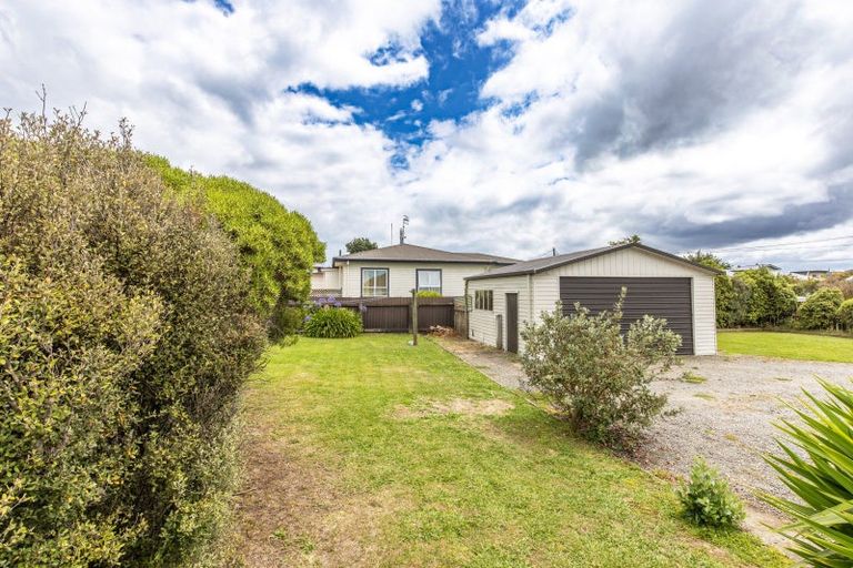 Photo of property in 11 Jellicoe Street, Waipukurau, 4200
