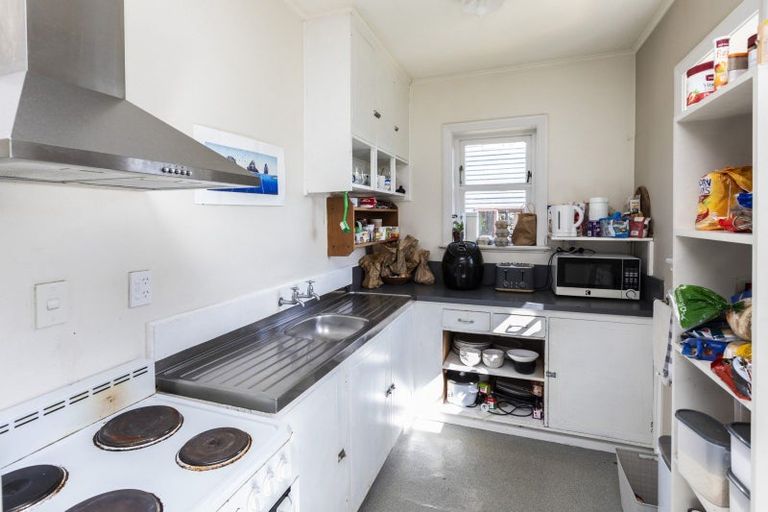 Photo of property in 17 Paeroa Street, Riccarton, Christchurch, 8041