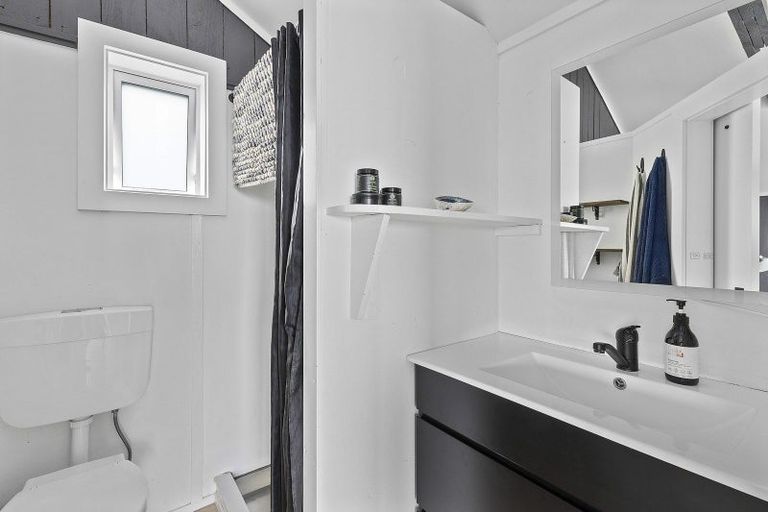 Photo of property in 11/410 The Esplanade, Island Bay, Wellington, 6023