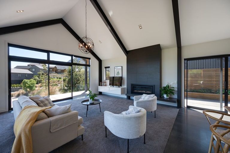 Photo of property in 5 Mckellar Drive, Jacks Point, Queenstown, 9371