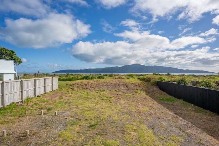 Photo of property in 57 Manly Street, Paraparaumu Beach, Paraparaumu, 5032