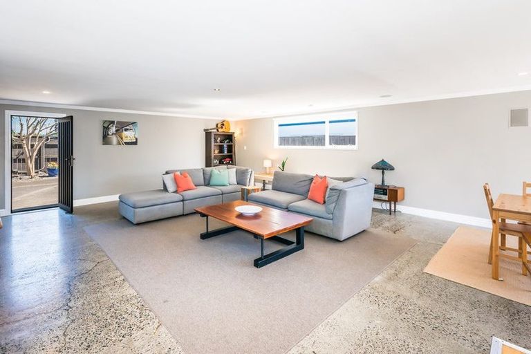 Photo of property in 83 Martin Road, Paraparaumu Beach, Paraparaumu, 5032