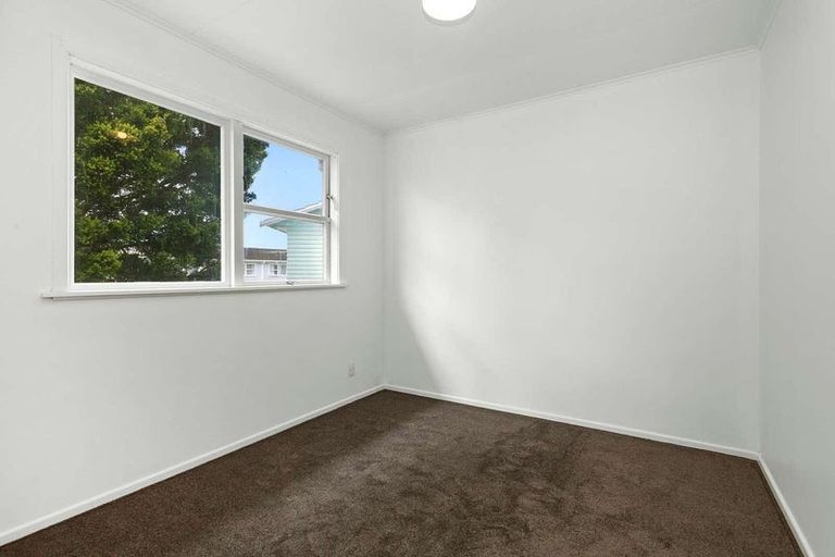 Photo of property in Mantua Flats, 48b Merton Street, Trentham, Upper Hutt, 5018