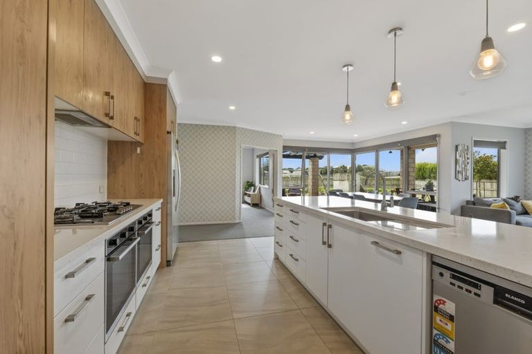 Photo of property in 20 Larlin Drive, Hawera, 4675