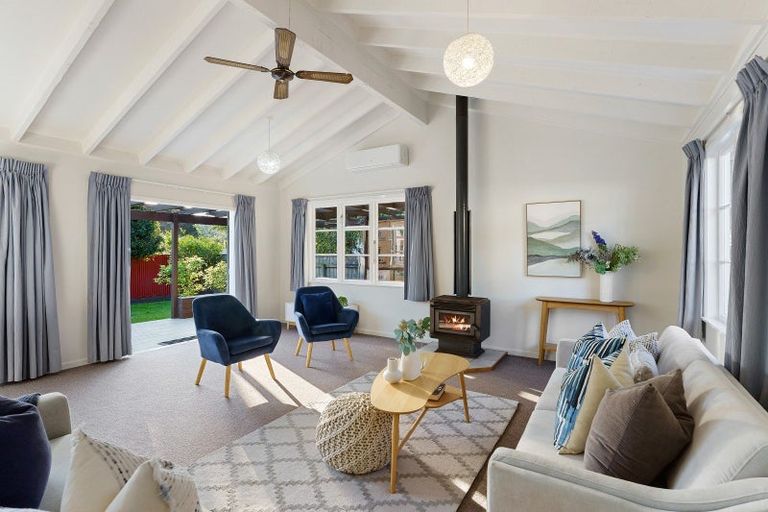 Photo of property in 53a Tiromoana Road, Raumati South, Paraparaumu, 5032