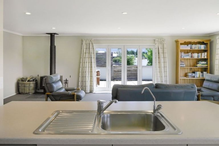 Photo of property in 3 Rhoboro Road, Twizel, 7901