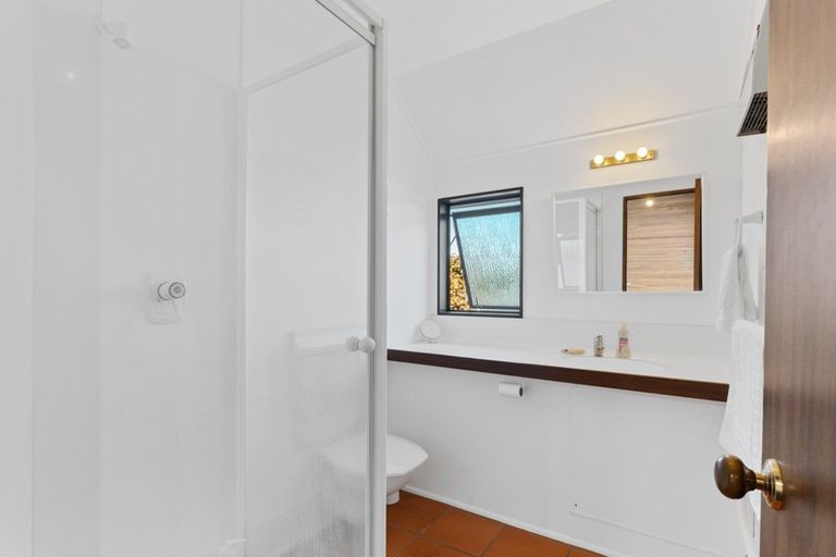 Photo of property in 63 Kohekohe Road, Waikanae, 5036