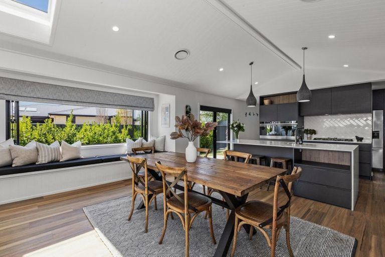 Photo of property in 5 Rich Rise, Havelock North, 4130