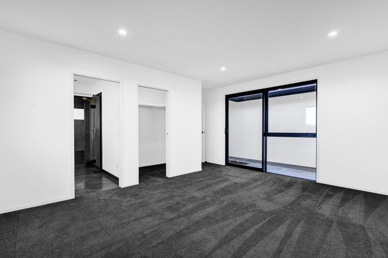 Photo of property in 74 Turuturu Road, Hawera, 4674