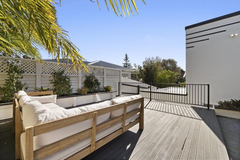 Photo of property in 26 Mclean Street, Strandon, New Plymouth, 4312