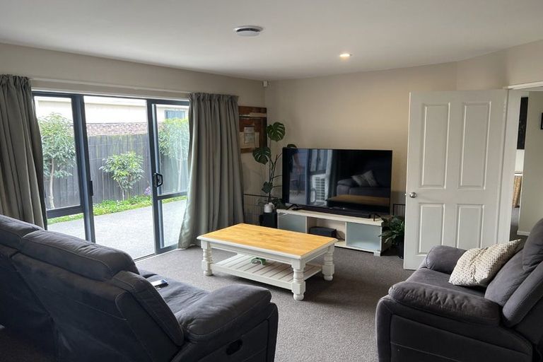 Photo of property in 83 Grafton Street, Waltham, Christchurch, 8011