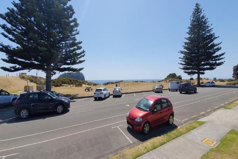Photo of property in 45 Marine Parade, Mount Maunganui, 3116