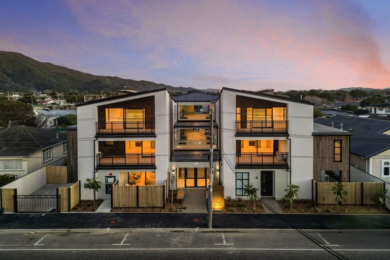 Photo of property in 1/200 Knights Road, Hutt Central, Lower Hutt, 5011