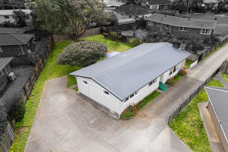 Photo of property in 6 Arnhem Place, Pukekohe, 2120