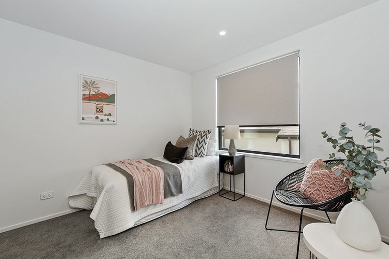 Photo of property in 23u2 Strowan Avenue, Fairfield, Hamilton, 3214