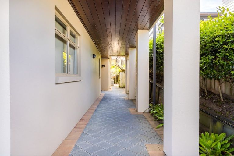 Photo of property in 5 Yale Street, Mount Maunganui, 3116