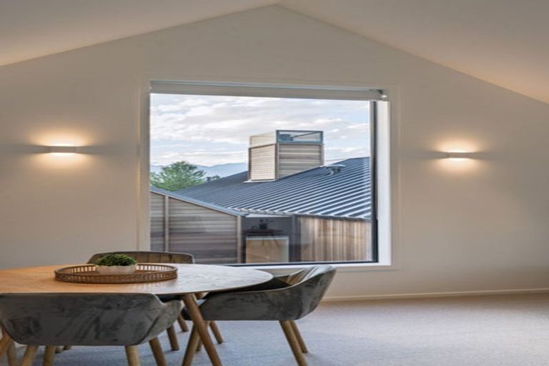 Photo of property in 16 Mccaw Mews, Wanaka, 9305