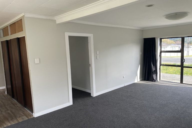 Photo of property in 44 Frederick Street, Wainuiomata, Lower Hutt, 5014