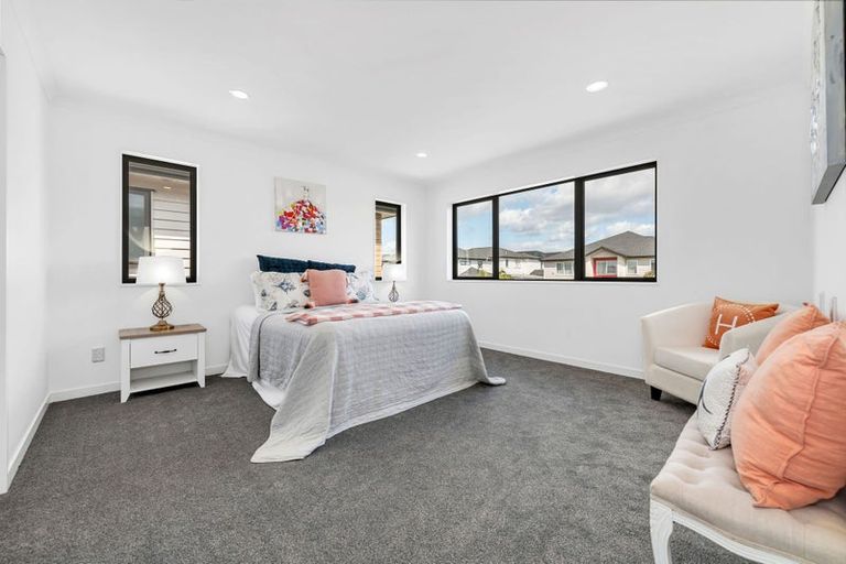 Photo of property in 73 Hughs Way, Flat Bush, Auckland, 2019