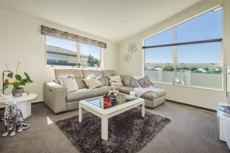 Photo of property in 56 Kotuku Drive, Paraparaumu Beach, Paraparaumu, 5032