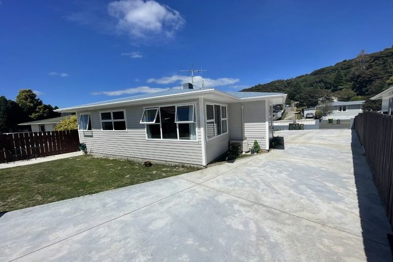 Photo of property in 24 Kairanga Crescent, Wainuiomata, Lower Hutt, 5014
