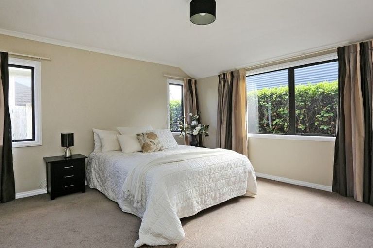 Photo of property in 210a Frimley Oaks, Frimley, Hastings, 4120