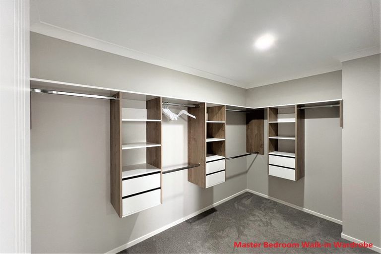 Photo of property in 17 Golden Avenue, Flat Bush, Auckland, 2019