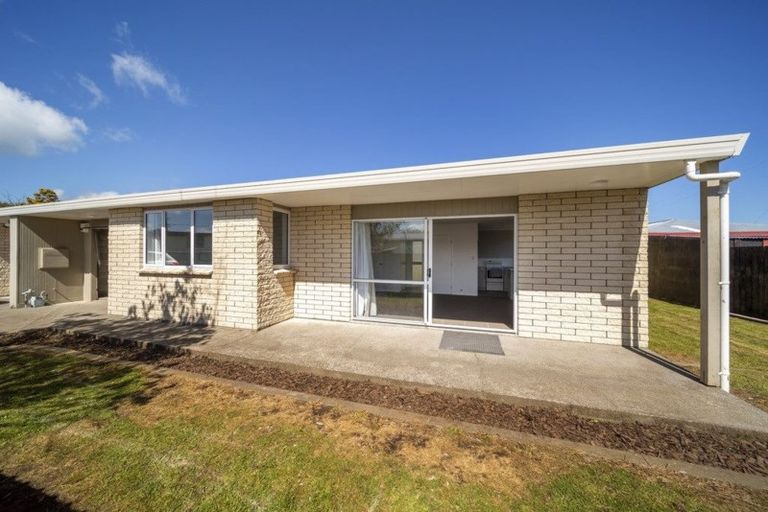 Photo of property in 17b Rimu Street, Hawera, 4610