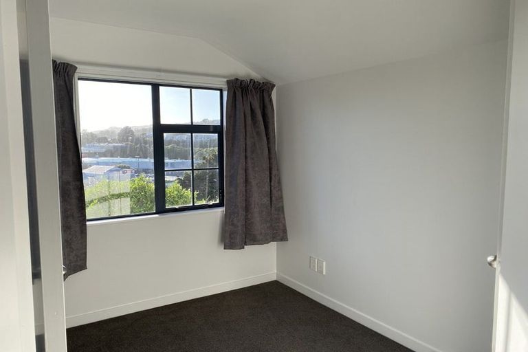 Photo of property in 7b Hindmarsh Street, Johnsonville, Wellington, 6037