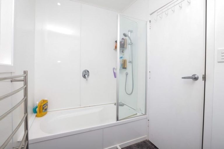 Photo of property in 16 Lovelock Place, Chartwell, Hamilton, 3210