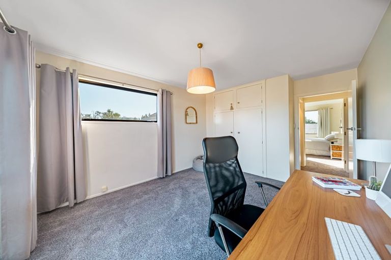 Photo of property in 2/35 New Brighton Road, Shirley, Christchurch, 8061