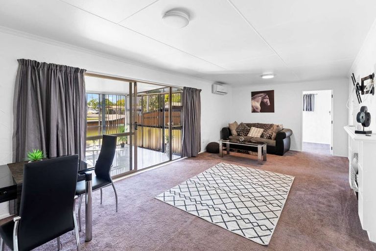Photo of property in 1-3 Racecourse Road, Awapuni, Palmerston North, 4412