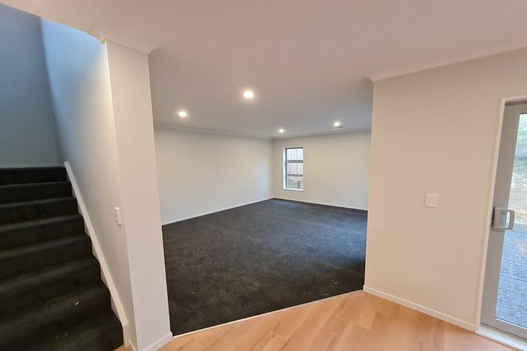 Photo of property in 141 Amesbury Drive, Churton Park, Wellington, 6037