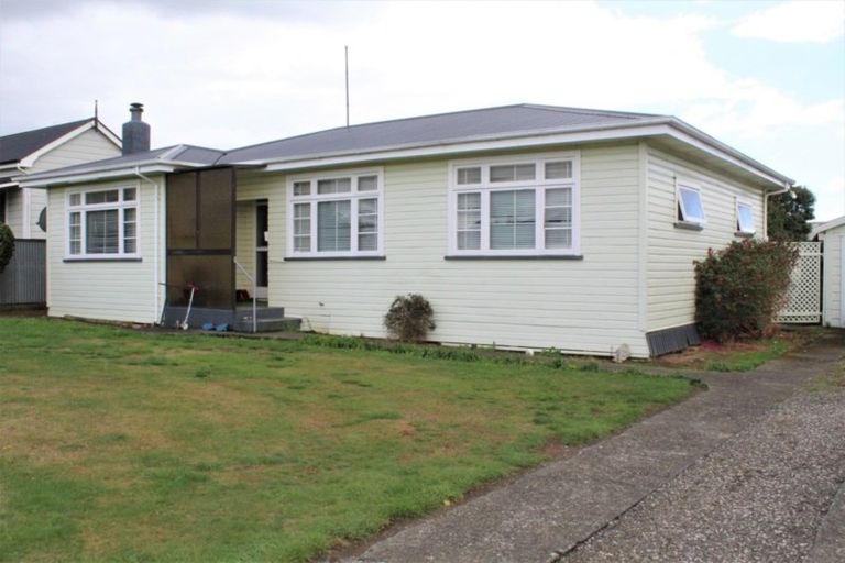 Photo of property in 13 London Street, Dannevirke, 4930