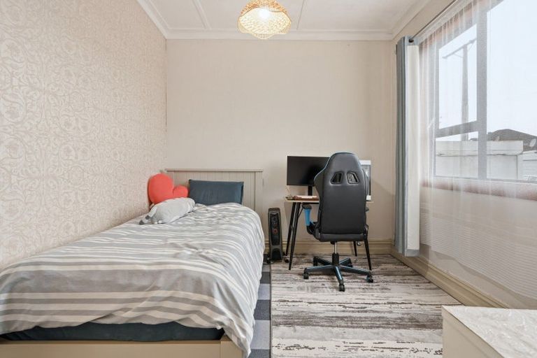 Photo of property in 11 Fawcett Street, South Dunedin, Dunedin, 9012