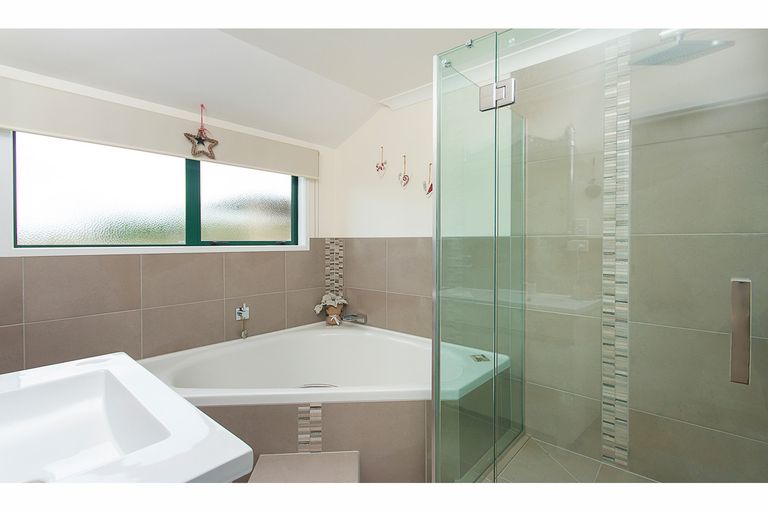 Photo of property in 25 Jenny Lane, Waiuku, 2123