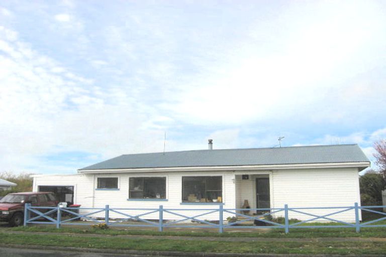 Photo of property in 43 Seyton Street, Stratford, 4332