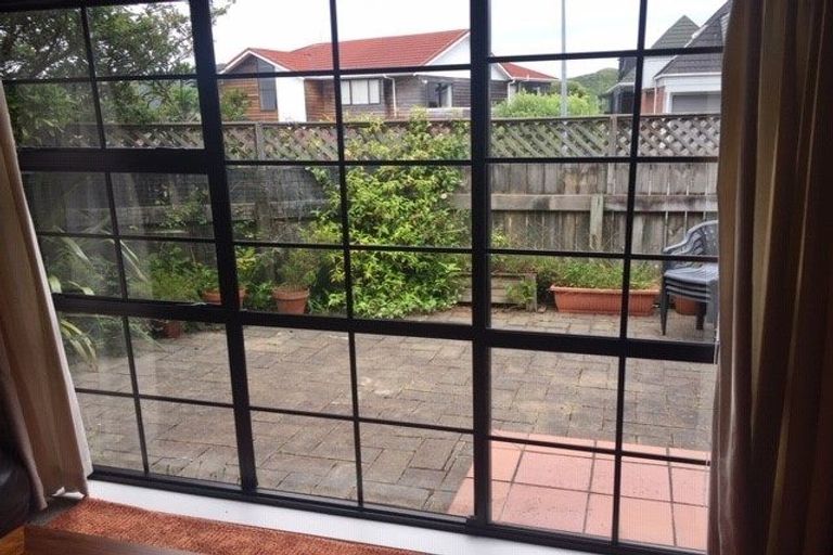 Photo of property in 42 Satara Crescent, Khandallah, Wellington, 6035