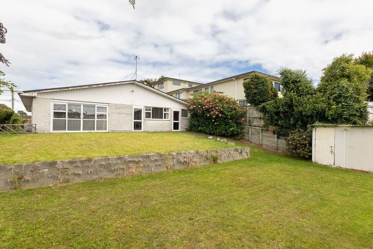 Photo of property in 5 Middleton Road, Paraparaumu Beach, Paraparaumu, 5032